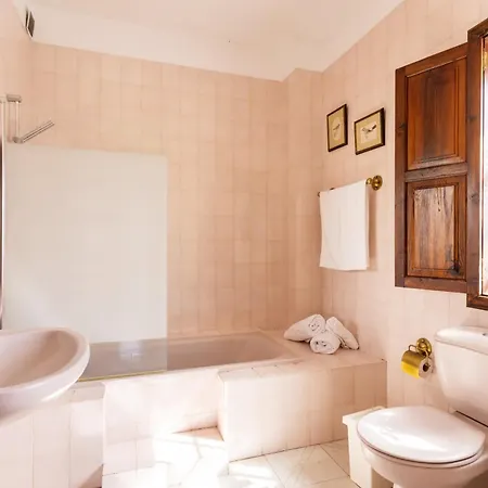 Geranios Semesterbostad